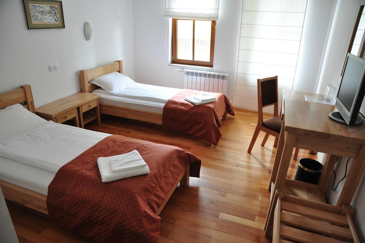 Hotel Black Stork Nisovo Exterior foto